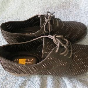 Vaneli Sports
